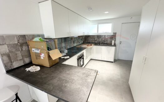 Apartamento T4 Remodelado e Mobilado Charquinho, Benfica