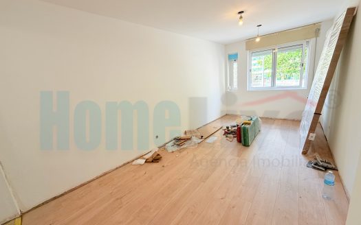 Apartamento T3 Remodelado com Logradouro 45m² | Centro de Alverca do Ribatejo – Lisboa