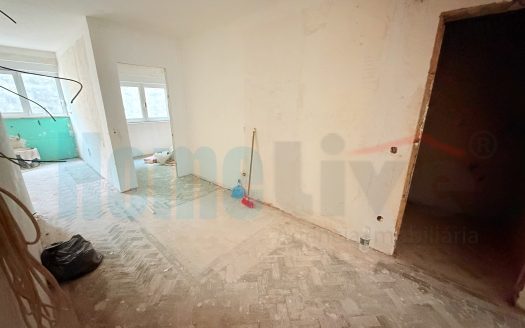 Apartamento T3 Remodelado | Centro de Moscavide